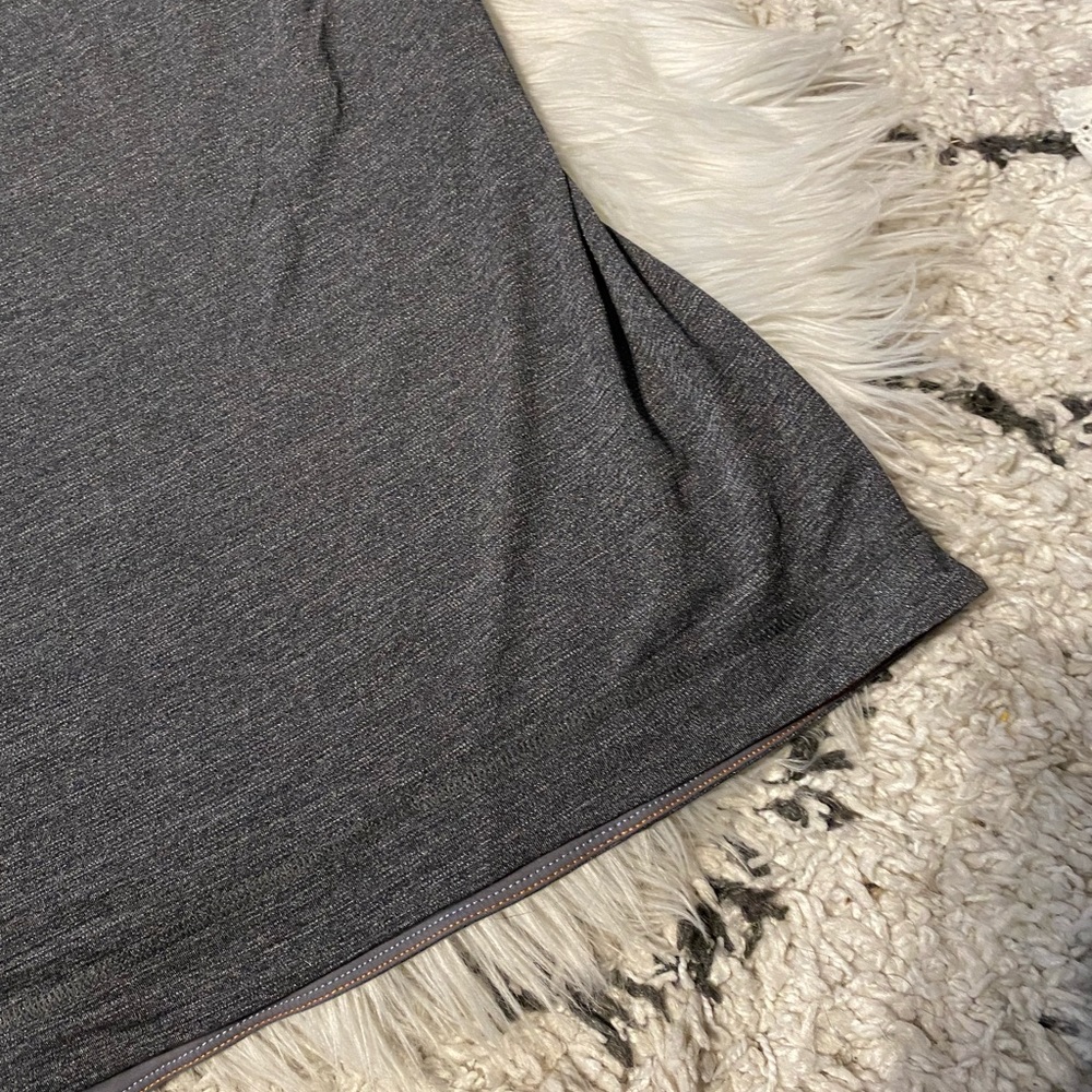Lululemon Tech Tee - Picture 5 of 10